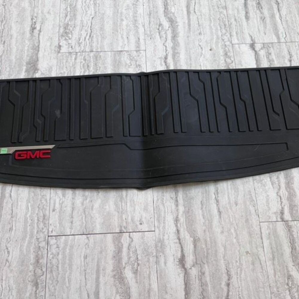 2017-2023 GMC Acadia Premium All Weather Cargo Mat 23357004 Black w/ Logo OEM G